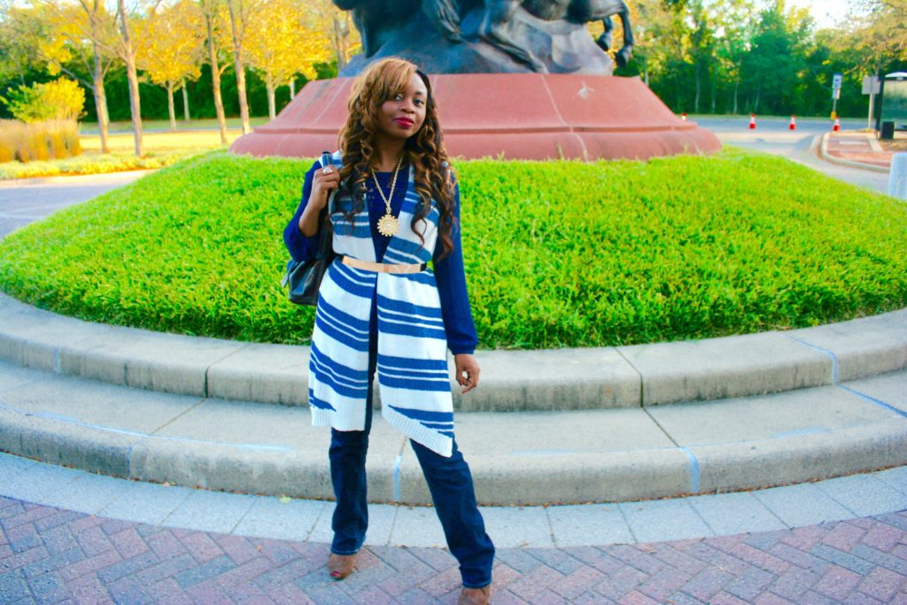 Striped Sleeveless Sweater & Jeans 3