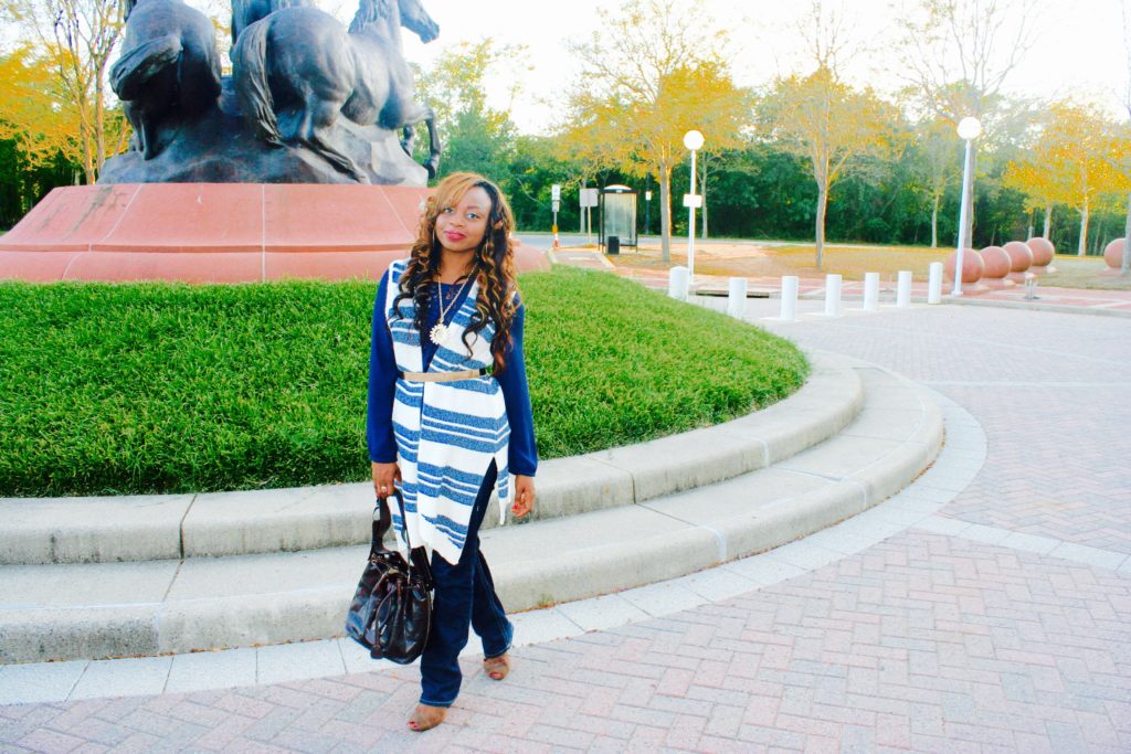 Striped Sleeveless Sweater & Jeans5