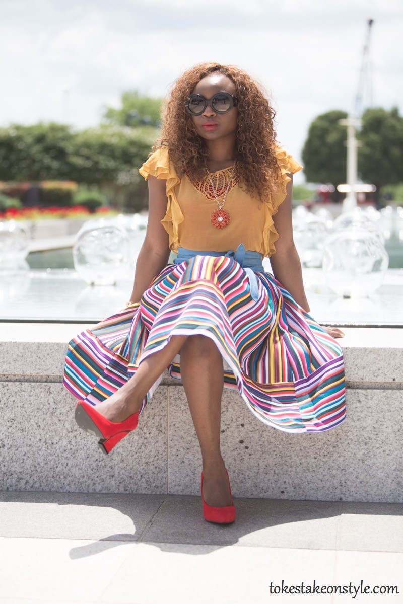 How to wear a multi-colored striped skirt5