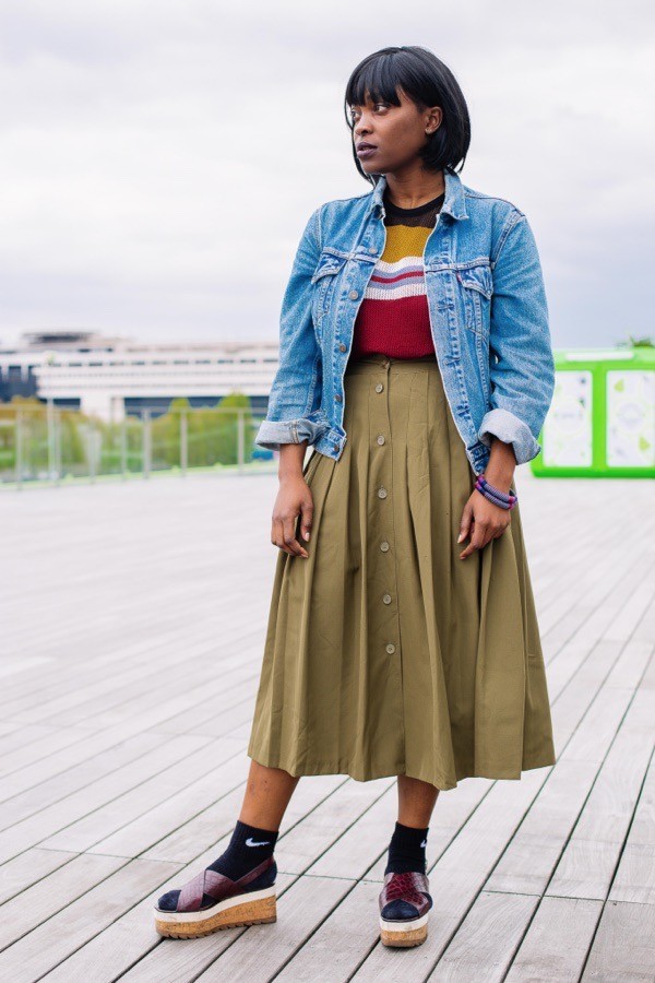 transition-your-summer-wardrobe-to-fall-woman-denim-jacket-skirt
