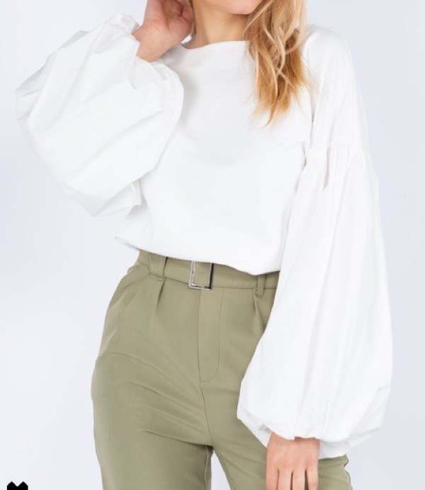 wearable-summer-2020-fashion-trends-white-puff-sleeve-top-century21