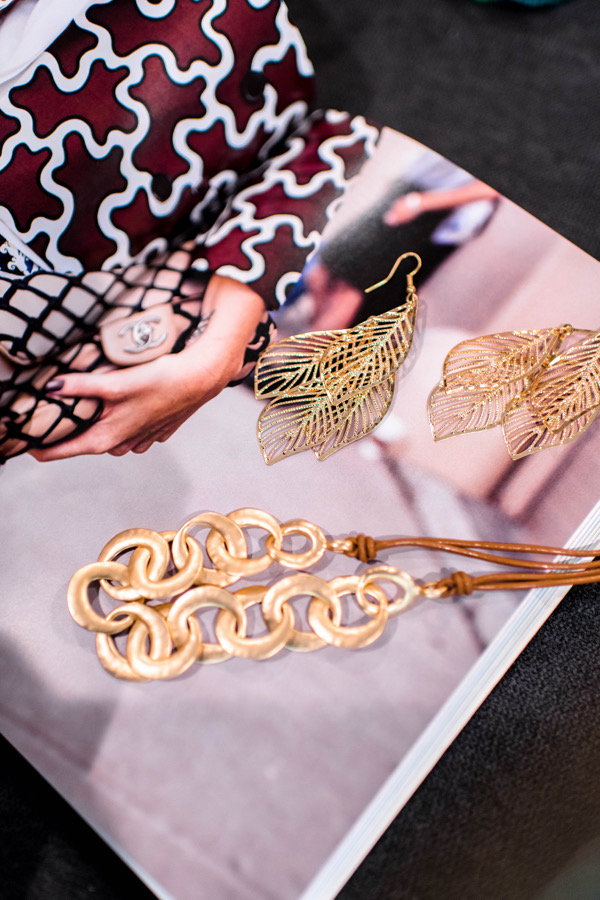 tokestakeonstyle-reasons-to-try-suppliedshop-gold-dangling-leaf-earrings